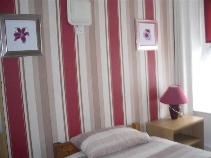 Llanion Lodge Saint Florence Esterno foto