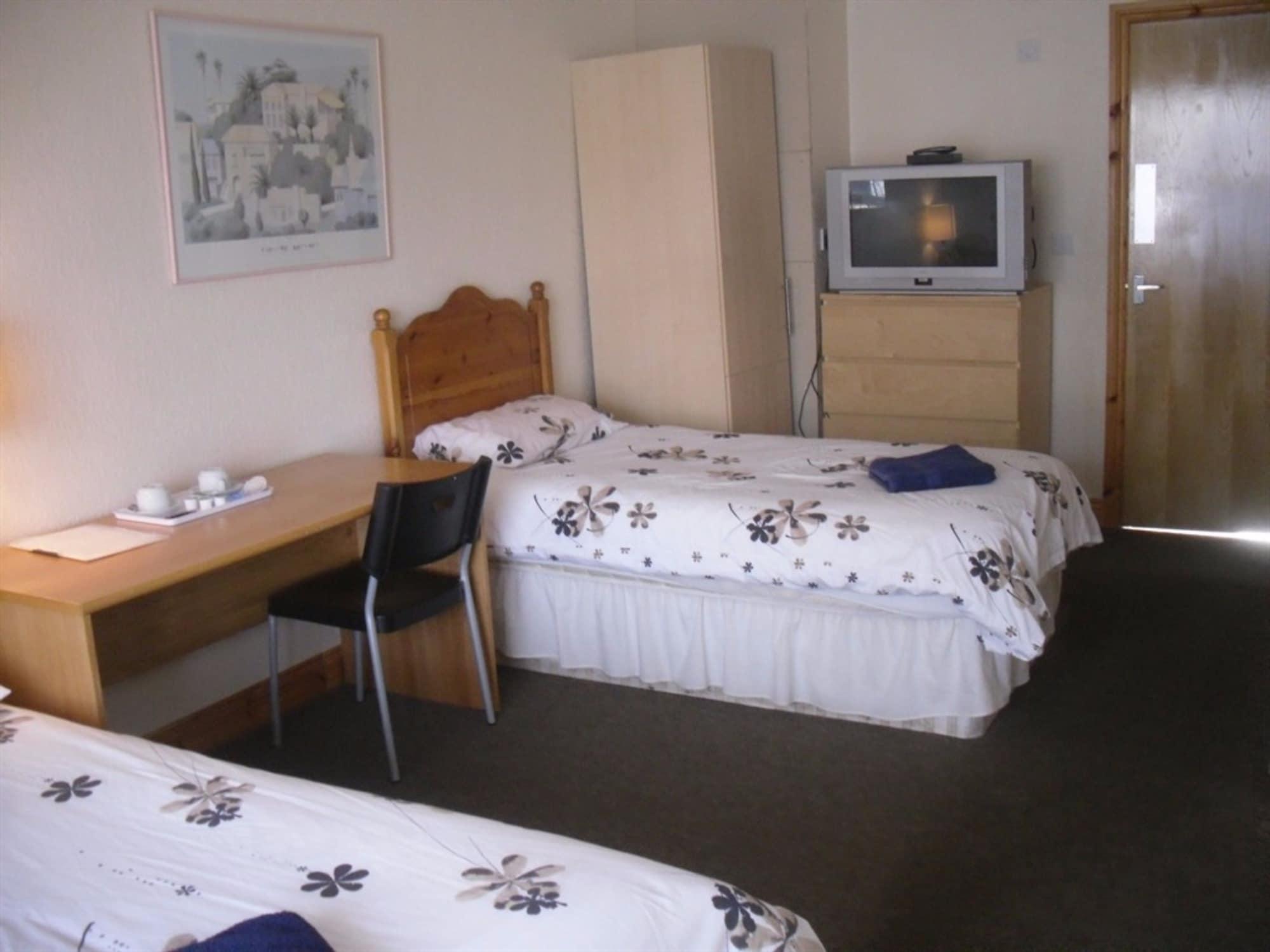 Llanion Lodge Saint Florence Esterno foto